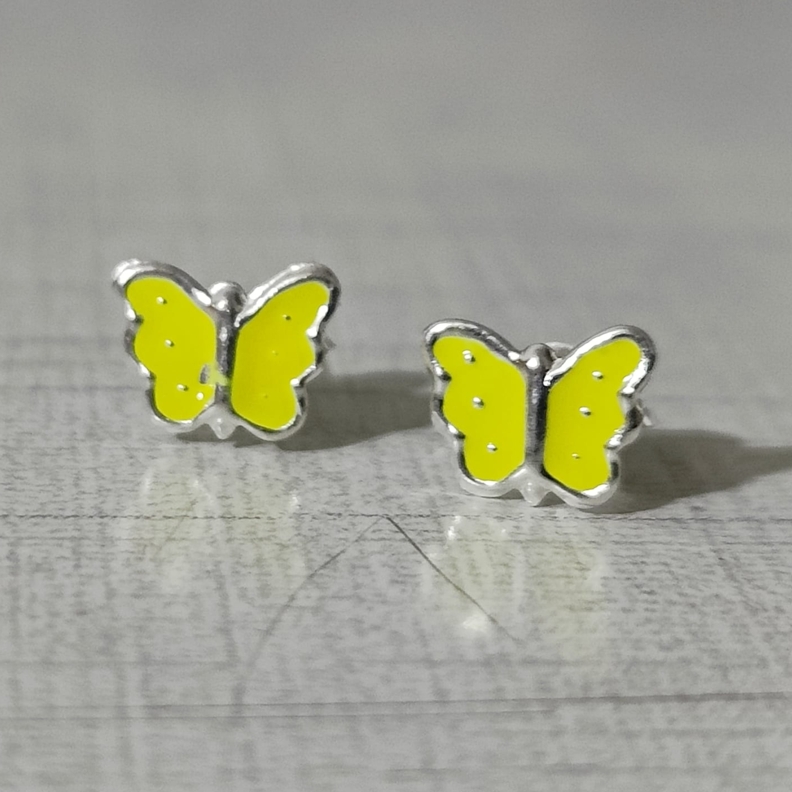 Kids 14K Yellow Gold Butterfly Screwback Blue and Pink Enameled Earrin –  Elite Fine Jewelers